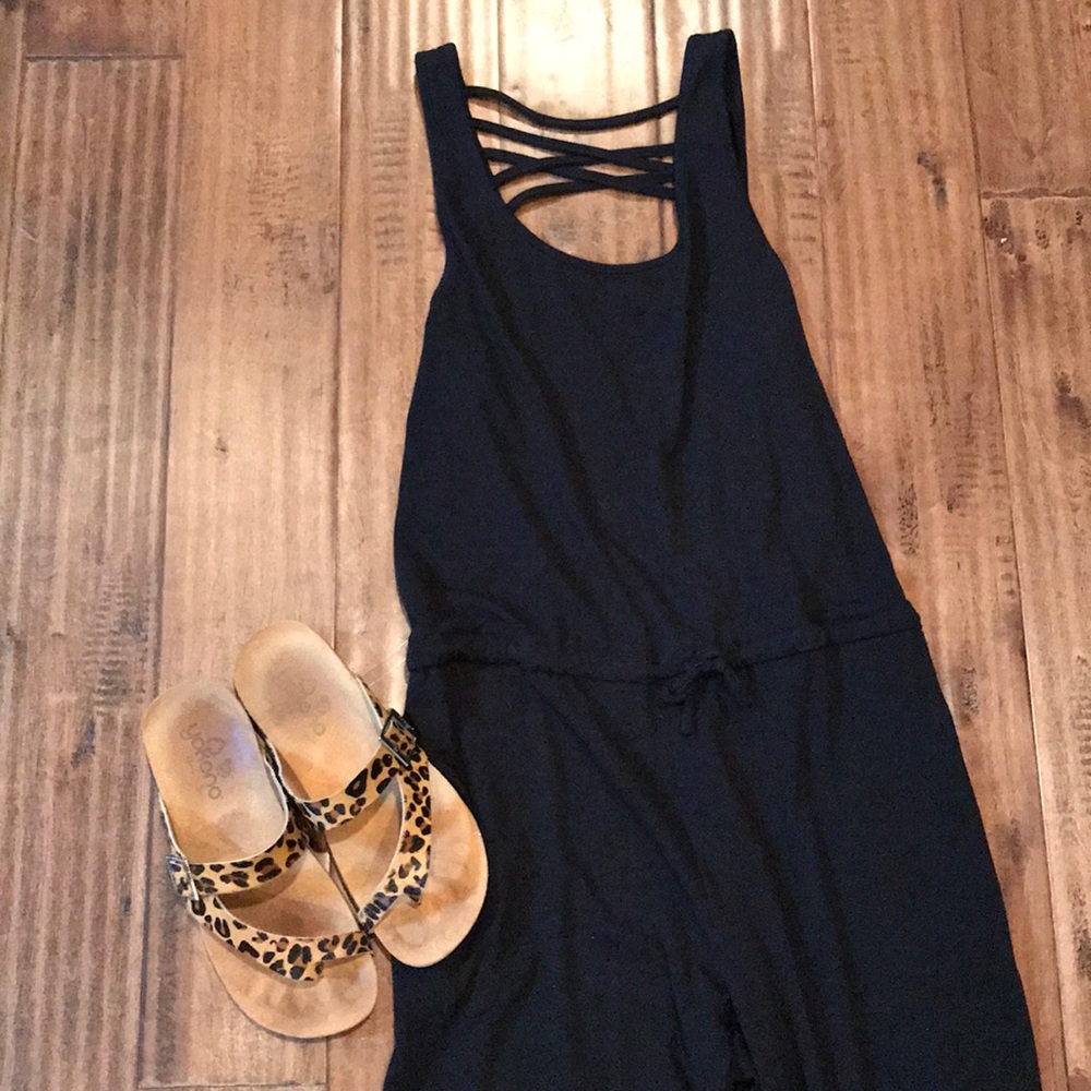 Black straps back wide leg jumpsuit with tie waist